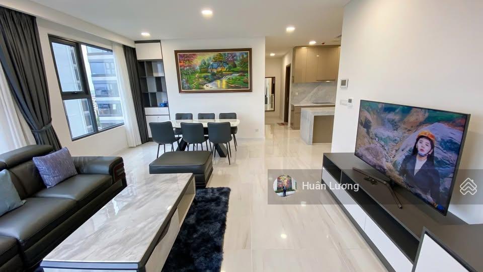 Giảm giá mạnh từ 3  5 triệu cho nhiều căn hộ 2pn tại kingdom, đặc biệt có suất đậu xe ô tô