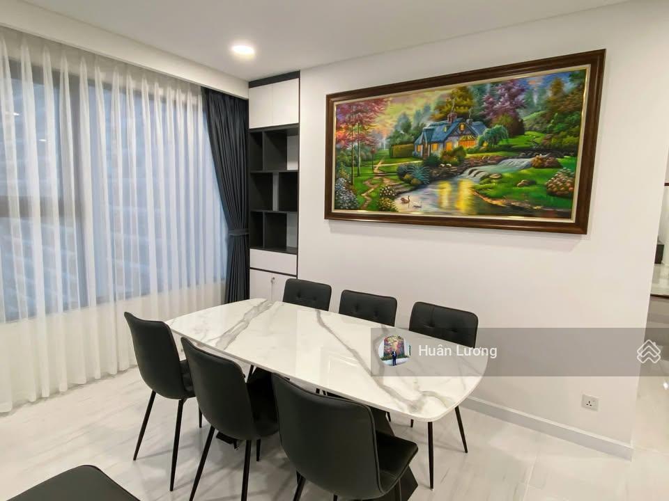 Giảm giá mạnh từ 3  5 triệu cho nhiều căn hộ 2pn tại kingdom, đặc biệt có suất đậu xe ô tô