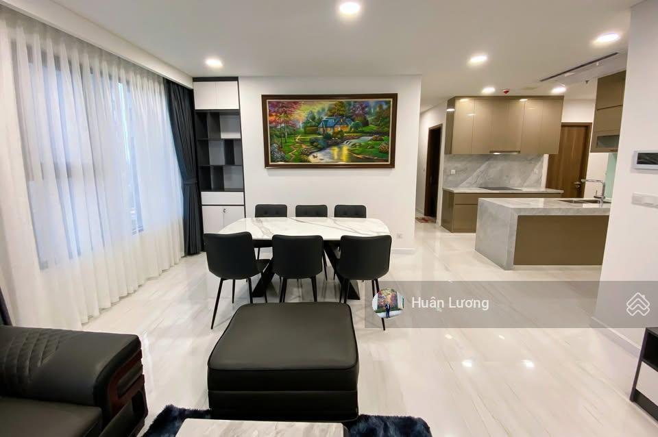 Giảm giá mạnh từ 3  5 triệu cho nhiều căn hộ 2pn tại kingdom, đặc biệt có suất đậu xe ô tô