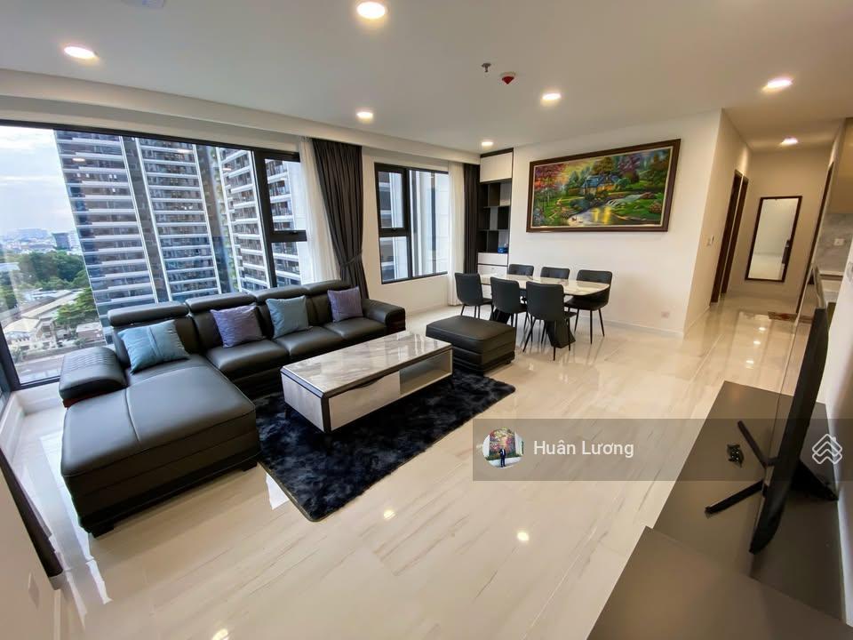 Giảm giá mạnh từ 3  5 triệu cho nhiều căn hộ 2pn tại kingdom, đặc biệt có suất đậu xe ô tô