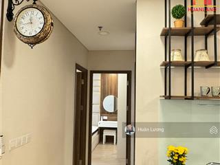 Kẹt tiền cần bán căn 2pn hướng tây tứ trạch view nội khu hồ bơi và view quận 1, giá nhỉnh 7 tỷ