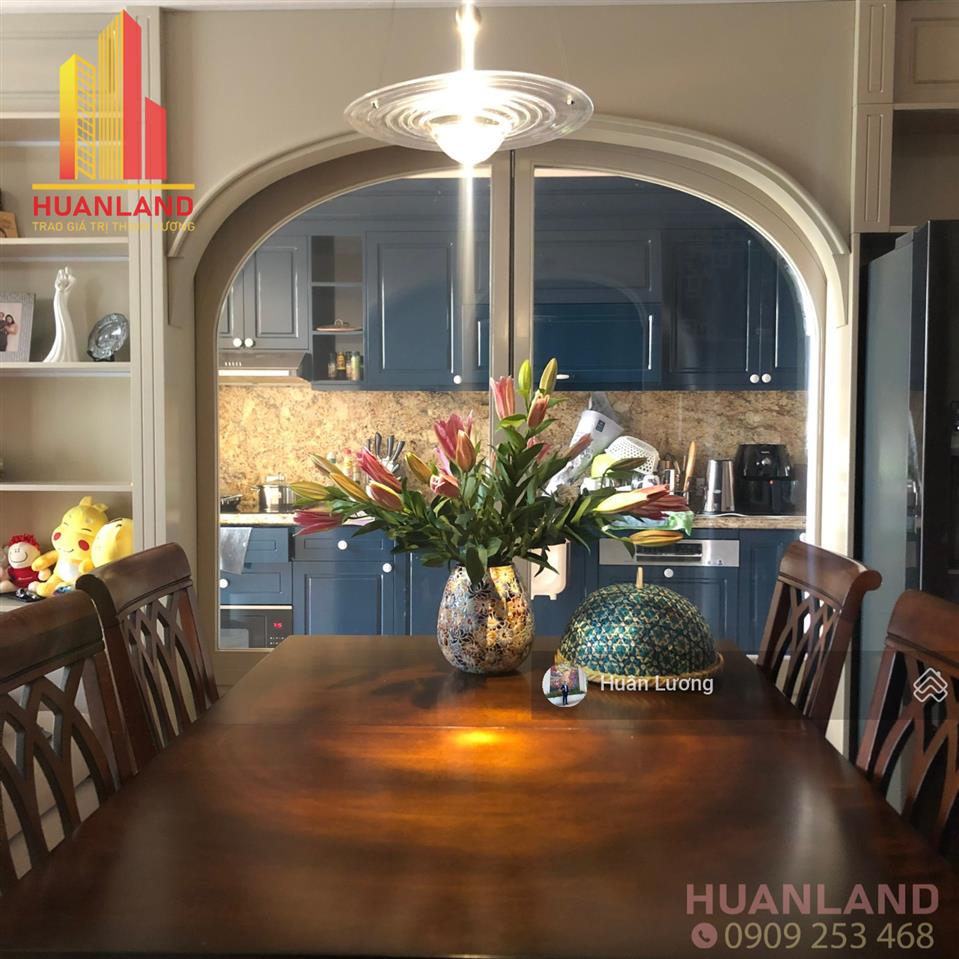 Bán căn hộ hà đô centrosa quận 10 gần metro, 2pn 2wc view thành phố, nội thất đẹp giá nhỉnh 10 tỷ