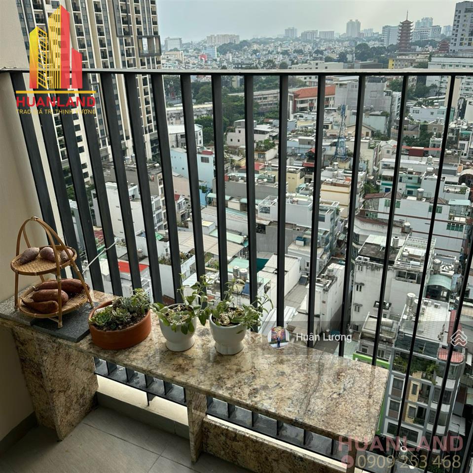 Bán căn hộ hà đô centrosa quận 10 gần metro, 2pn 2wc view thành phố, nội thất đẹp giá nhỉnh 10 tỷ