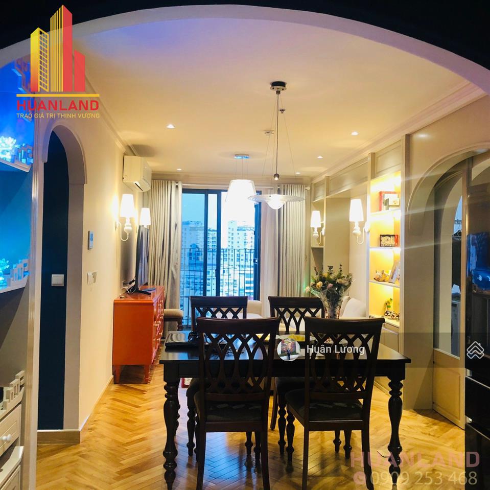 Bán căn hộ hà đô centrosa quận 10 gần metro, 2pn 2wc view thành phố, nội thất đẹp giá nhỉnh 10 tỷ