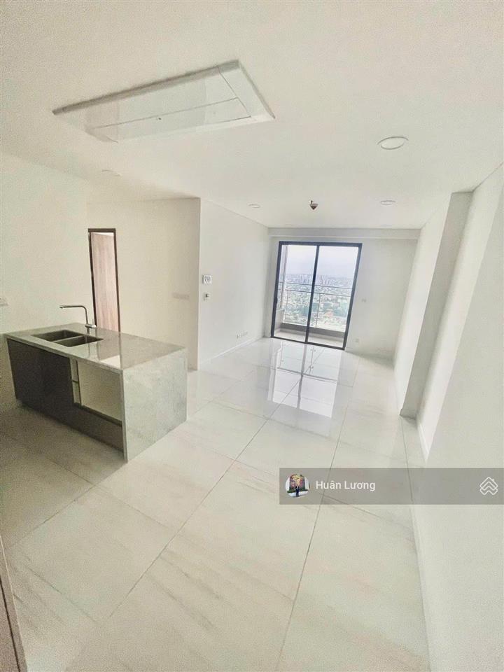 Cần tiền cho con đi du học bán gấp căn góc 2pn 78m2 view q1 tại kingdom 101 đặc biệt đã có sổ hồng