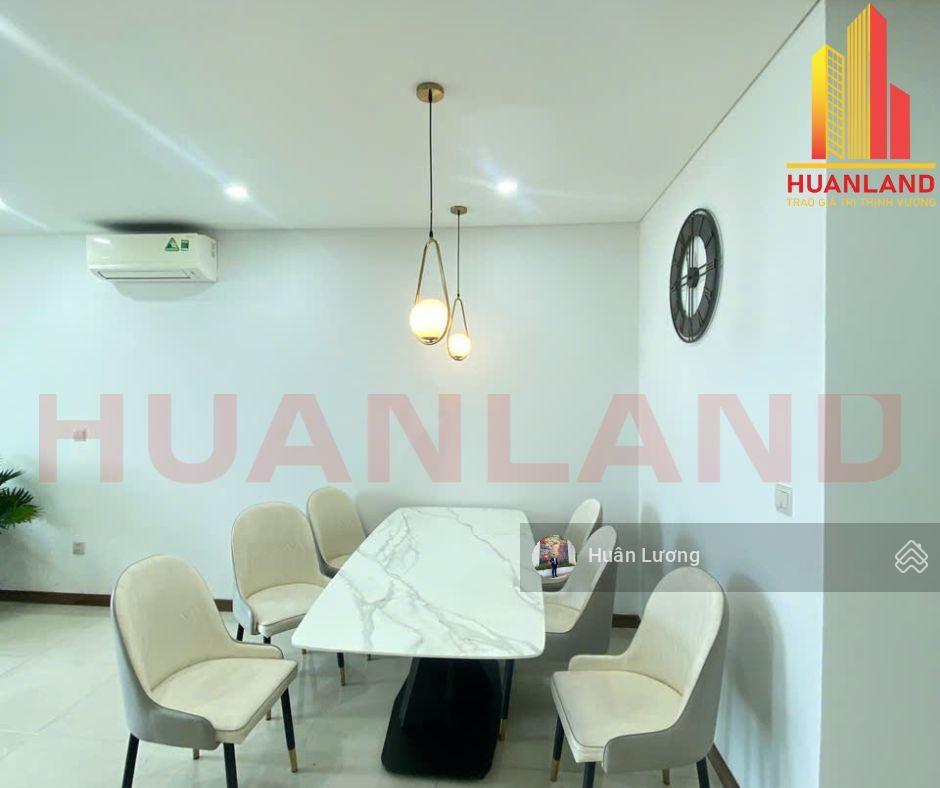 Bán căn hộ hà đô centrosa quận 10 gần metro, 2pn 2wc view thành phố, nội thất đẹp giá chỉ 9,2tỷ