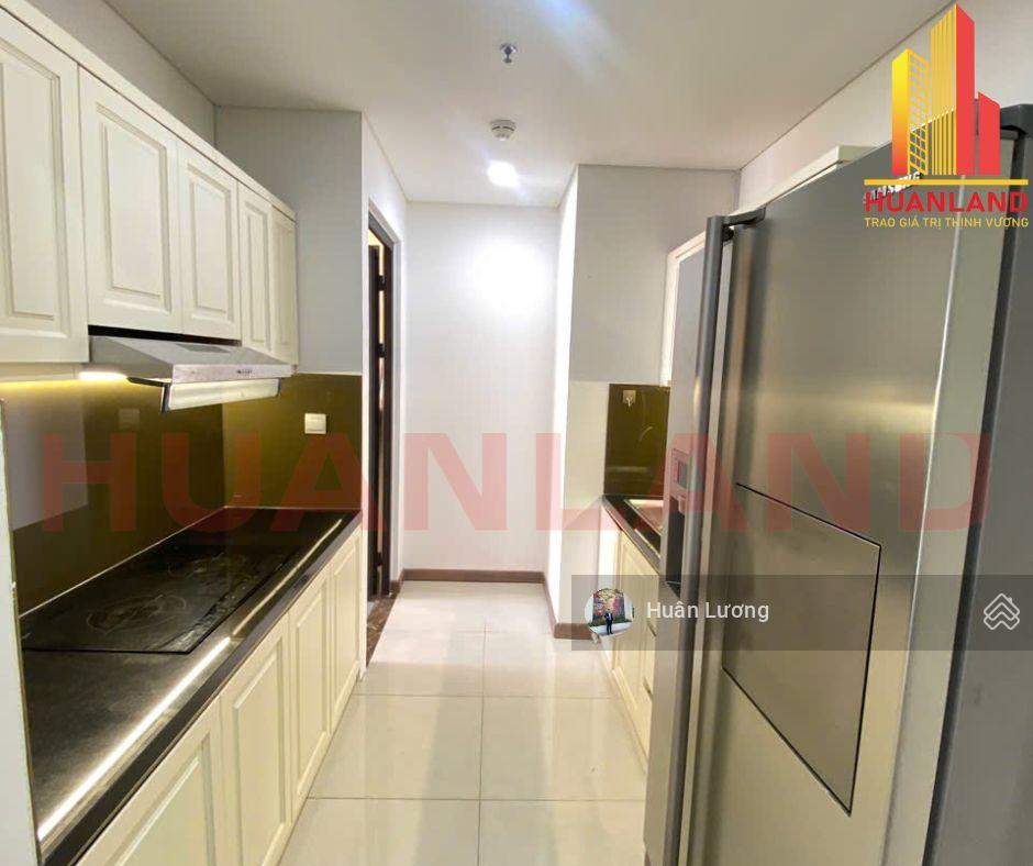 Bán căn hộ hà đô centrosa quận 10 gần metro, 2pn 2wc view thành phố, nội thất đẹp giá chỉ 9,2tỷ