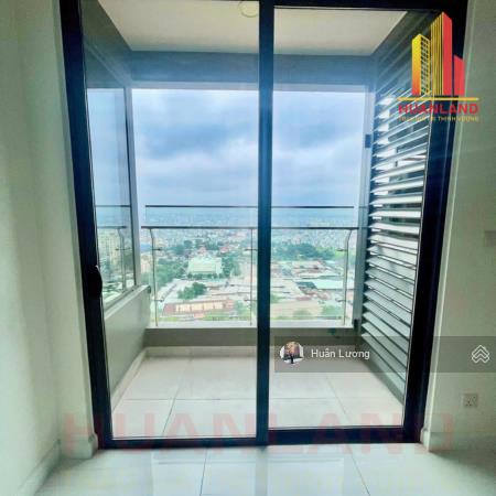 Kẹt tiền cần bán căn 2pn2wc tại kingdom 101, q10 đã có sổ hồng view quận 1, giá nhỉnh 7.5tỷ