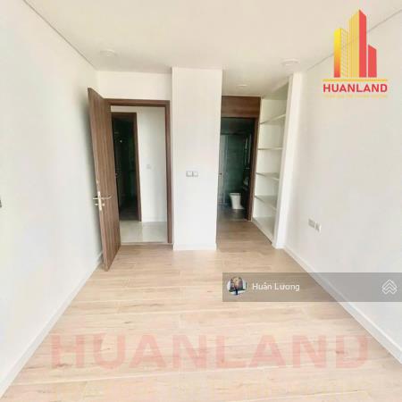 Kẹt tiền cần bán căn 2pn2wc tại kingdom 101, q10 đã có sổ hồng view quận 1, giá nhỉnh 7.5tỷ