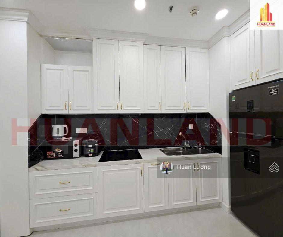 Kẹt tiền bán gấp căn 1pn+1 đa năng, dt 61m2 tại hà đô centrosa q10 đã có sổ hồng view thoáng đẹp