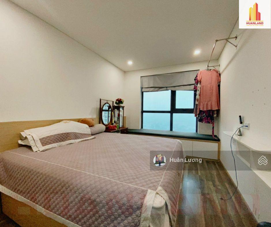 Cần tiền cho con du học bán gấp căn 1pn+1 đa năng 61m2 đã có sổ hồng tại hà đô centrosa q10