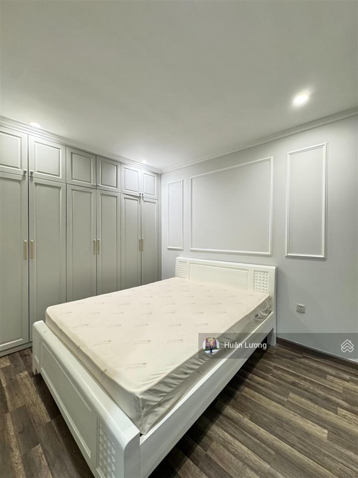 Chính chủ bán căn 2pn  2wc  87m2 tại hà đô centrosa q10 nhà đẹp, view thoáng mát có sổ hồng