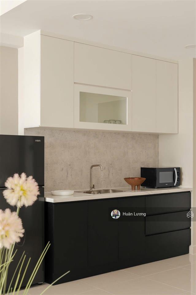 Hot new! thiện cần bán nhanh căn góc 3pn2wc view pháo hoa q1 đã có sổ tại kingdom 101, q10