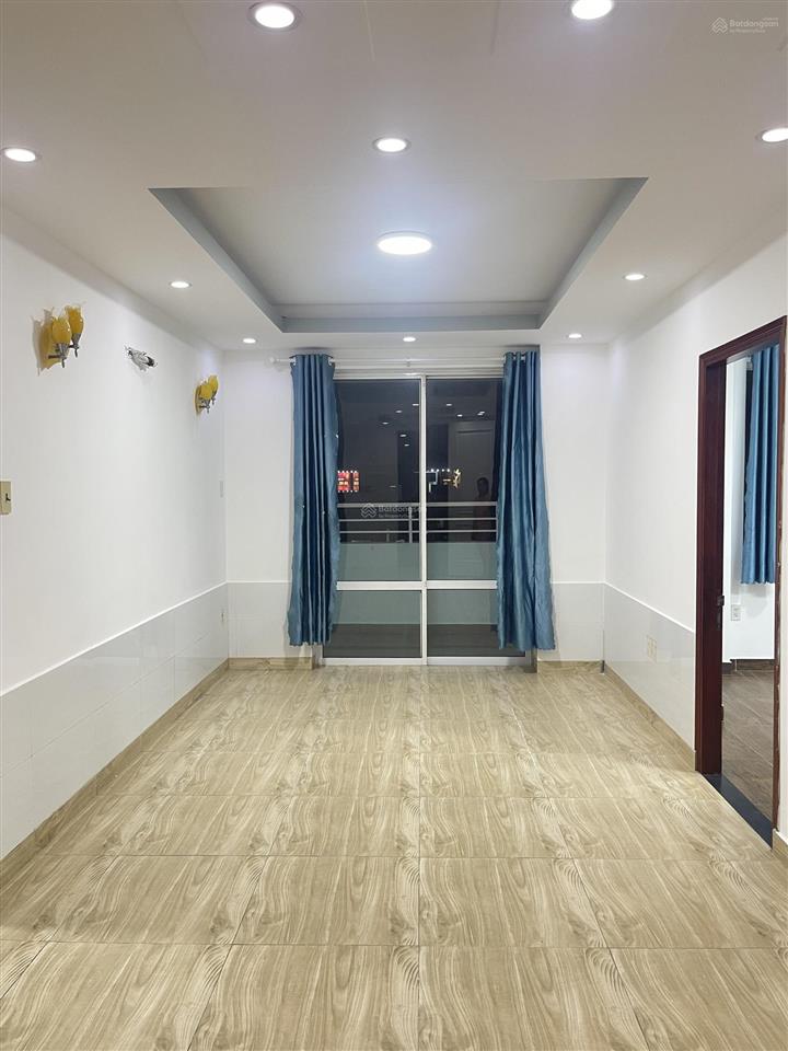 Bán căn hộ chung cư 1 pn ngay ngã tư mk, đường nam hoà, tp thủ đức