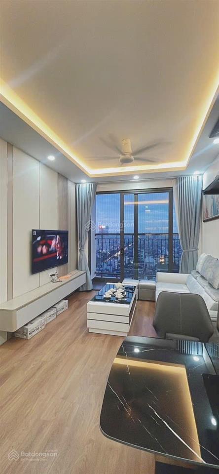 Chính chủ bán căn góc đông nam 93m2 giá 7,2 tỷ. chung cư geleximco 897 giải phóng 0913 812 ***