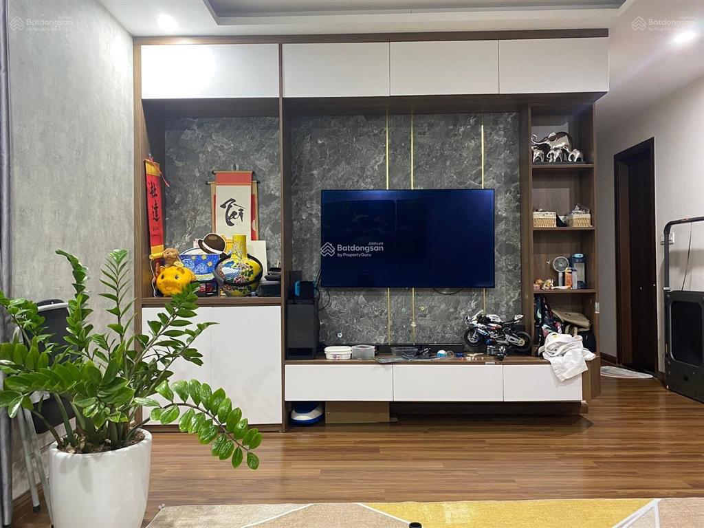 Chính chủ bán căn góc 103m2 ban công nam, tầng đẹp, giá 6,75 tỷ. sổ đỏ hòa phát 70 nguyễn đức cảnh