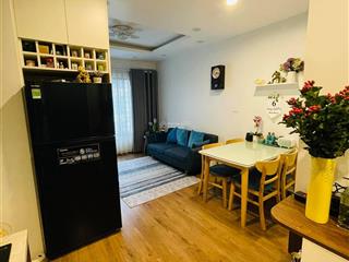 Tôi chính chủ bán căn 56m2 giá 4.x tỷ. sổ đỏ chung cư 60 nguyễn đức cảnh.  0913 812 ***