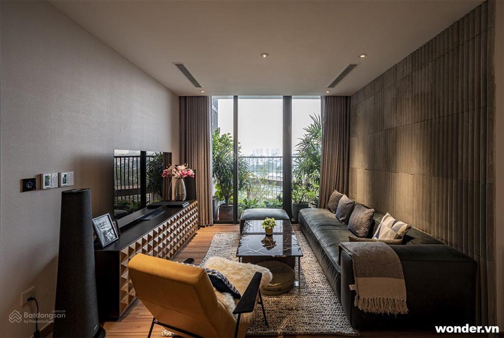 Chính chủ bán căn góc eco green sài gòn 3pn, 81m2 , full nội thất, giá 7.2 tỷ . 0946 867 ***