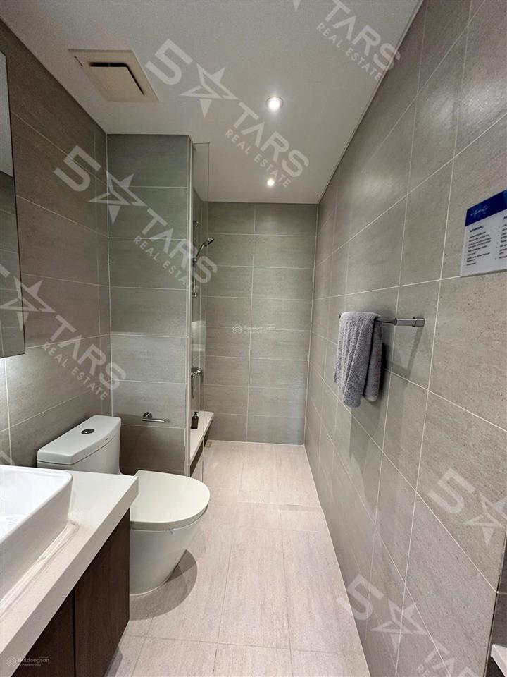 Bán the infiniti 2pn, 92m2, giá 8,5 tỷ , nội thất cơ bản , tầng cao , view đẹp . 0946 867 ***