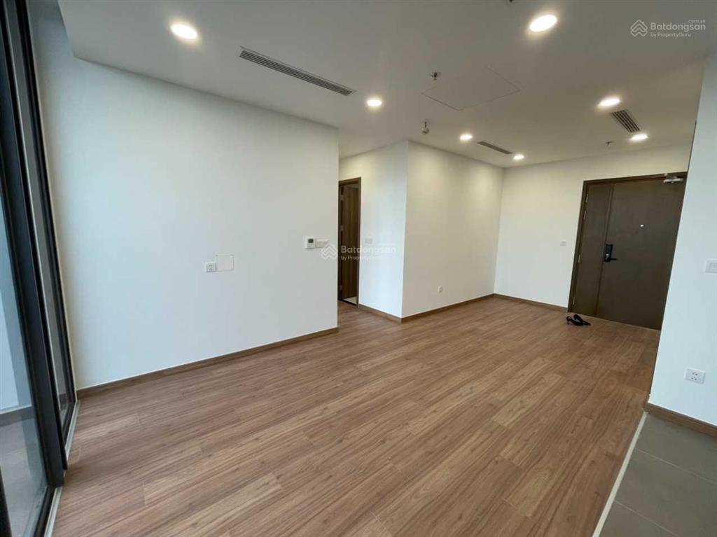 Bán lỗ thu hồi vốn căn 2pn eco green sài gòn 67m2, nhà mới, giá bán 5.99 tỷ thu về .  0946 867 ***
