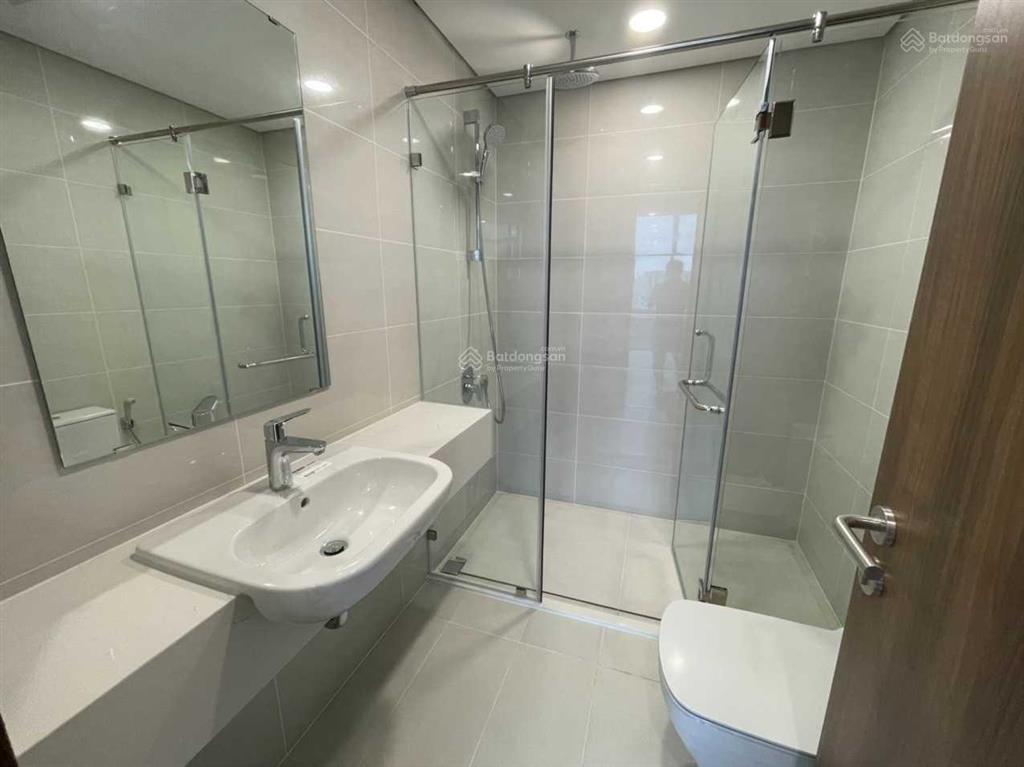 Bán lỗ thu hồi vốn căn 2pn eco green sài gòn 67m2, nhà mới, giá bán 5.99 tỷ thu về .  0946 867 ***