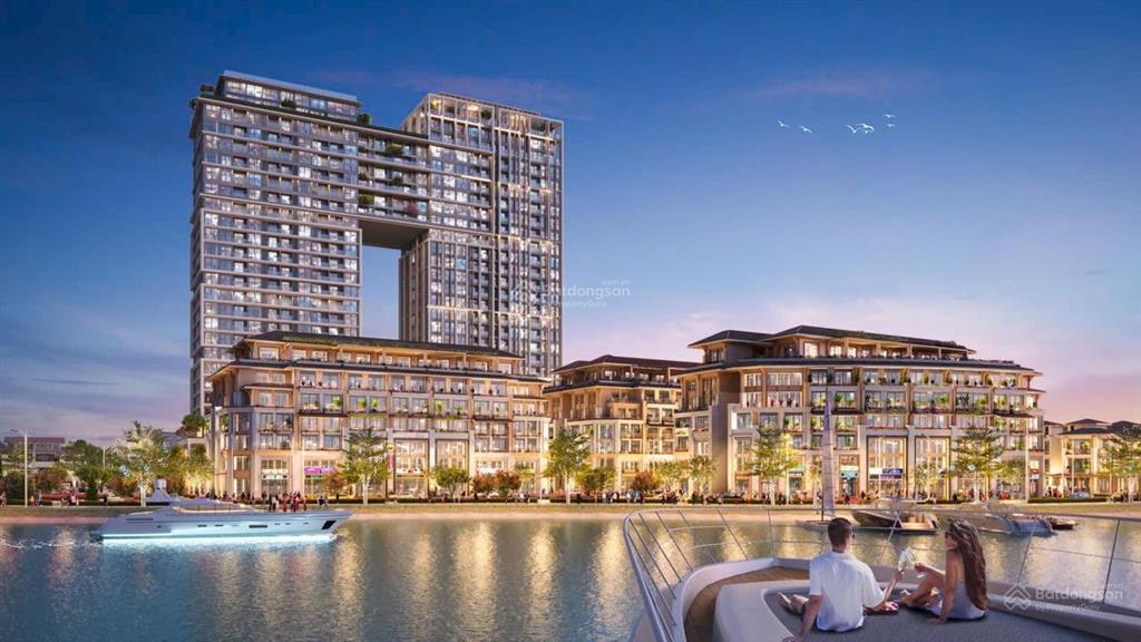 Cho thuê shophouse khối đế gần góc t0117 tại sun ponte residence đà nẵng, diện tích 164m2