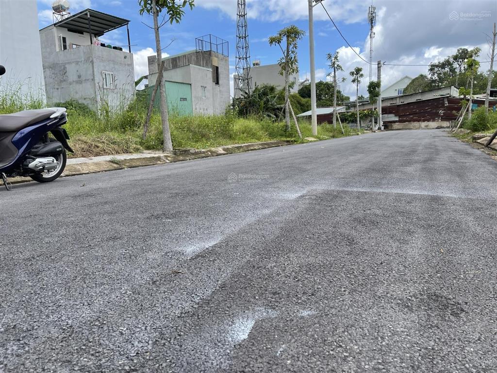 Tôi cần bán lô đất ngay kdt vinhomes grand park, đường 8m hiện hữu, dt 51m2 full thổ
