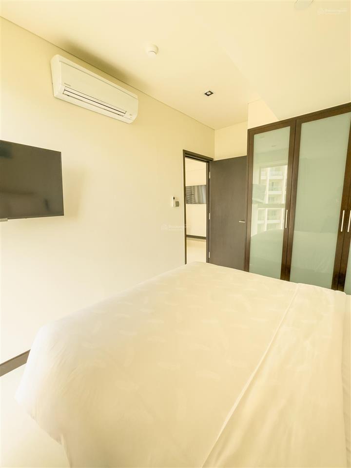 Bán căn hộ 2 phòng ngủ 90m2 mặt tiền biển the costa nha trang giá 11 tỷ đồng, đầy đủ nội thất
