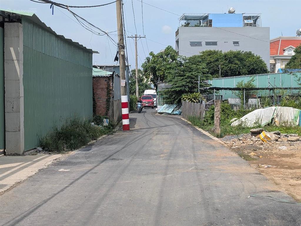 Bán đất chính chủ mt đường 40, bình trưng đông, q2, 20x12