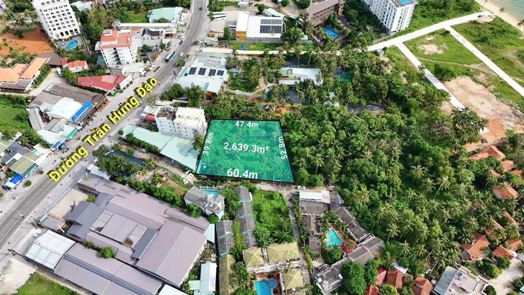 Bán 2639,4 mét vuông đất cách mặt tiền trần hưng đạo 45m có đường xuống biển