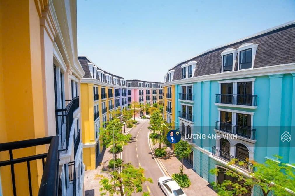 Bán căn nhà liền kề sh view công viên nhạc nước halo bay 0931 520 ***