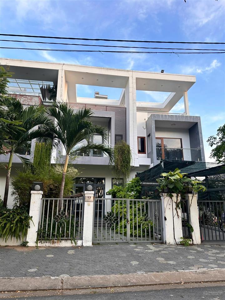 Bán nền nhà phố lamaison de,phước lộc,cần giờ,dt.5x22 giá 4,7 ty có mc. 0965 004 *** mr huy