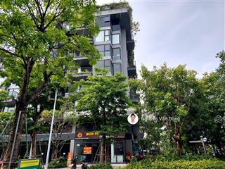 Trung tầng thủy tiên 4 căn làm 1. có 4 sổ. 243.6m2. giá 0918 114 ***