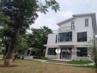Biệt thự đơn lập ecopark 135 triệu/m2.  0918 114 ***