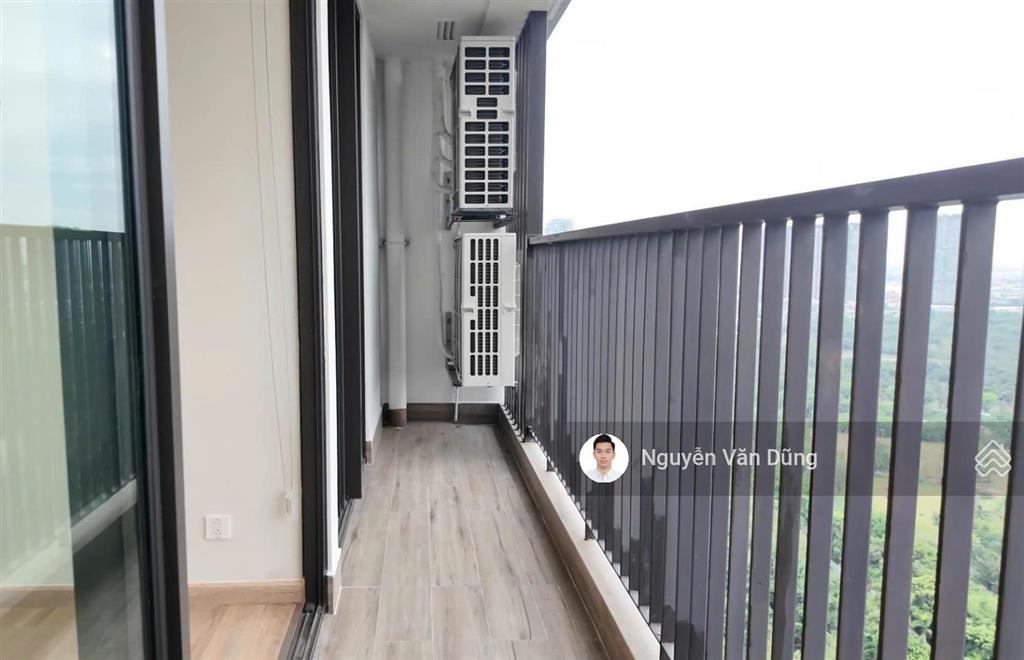 Chính chủ bán 3 phòng ngủ landmark có khoáng lên căn hộ view hồ, giá 8.2x tỷ. 0981 152 ***
