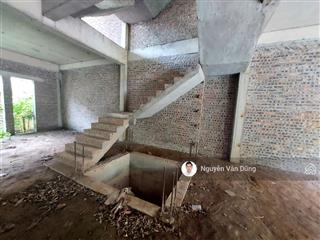 Bán liền kề ở kinh doanh vạn tuế eco  135m có hố thang máy giá rẻ. 0918 114 ***
