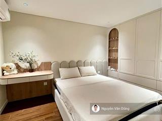 Căn hộ sky villas trần cao 6m  3pn3wc  full nt   0918 114 ***