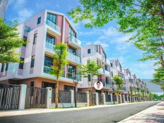 Tứ lập ánh dương ocp3 vị trí đẹp  hướng đb  giá từ 18,xx tỷ   0981 152 ***