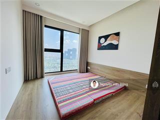 Gia đình có căn 2pn sky oasis bán hơn 4 tỷ. đầy đủ nội thất 0981 152 ***