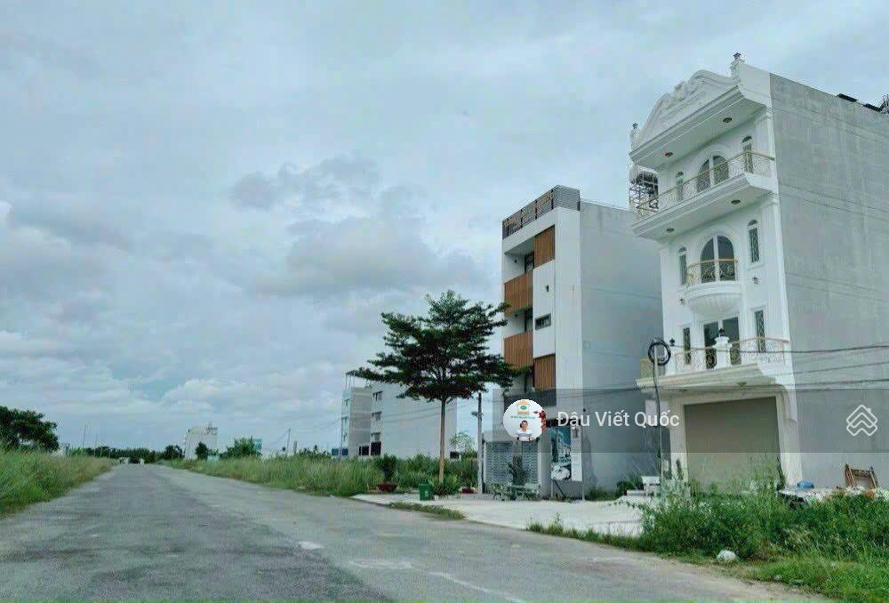 Bán lô đất đang giấy xác nhận, giá tốt, da sở văn hoá thông tin q9, dt 5x20m,  0914 920 ***