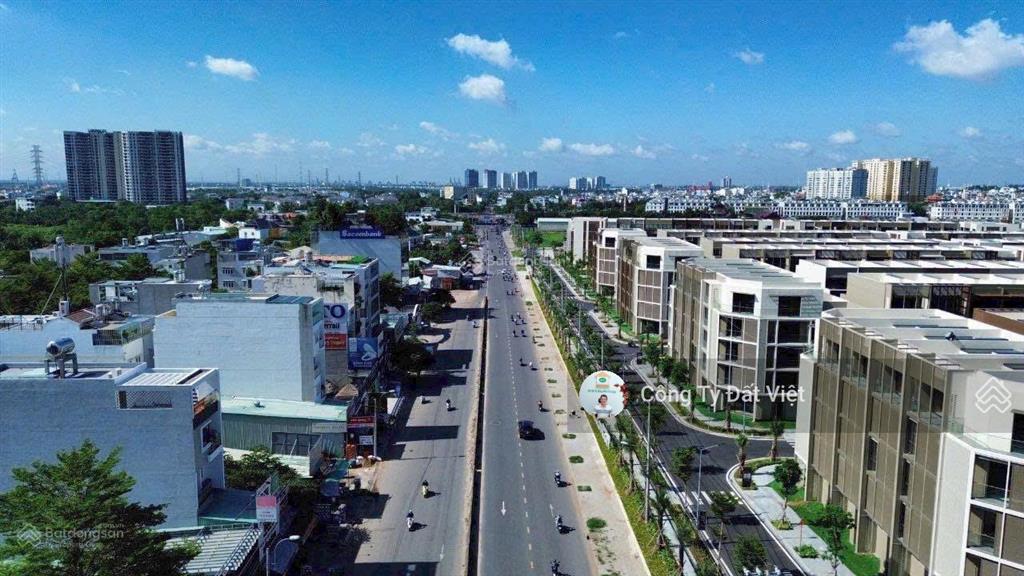 Cần bán lô đất mặt tiền đường liên phường tại kdc kiến á p phước long b lô ta dt 5x20m giá 170tr/m2