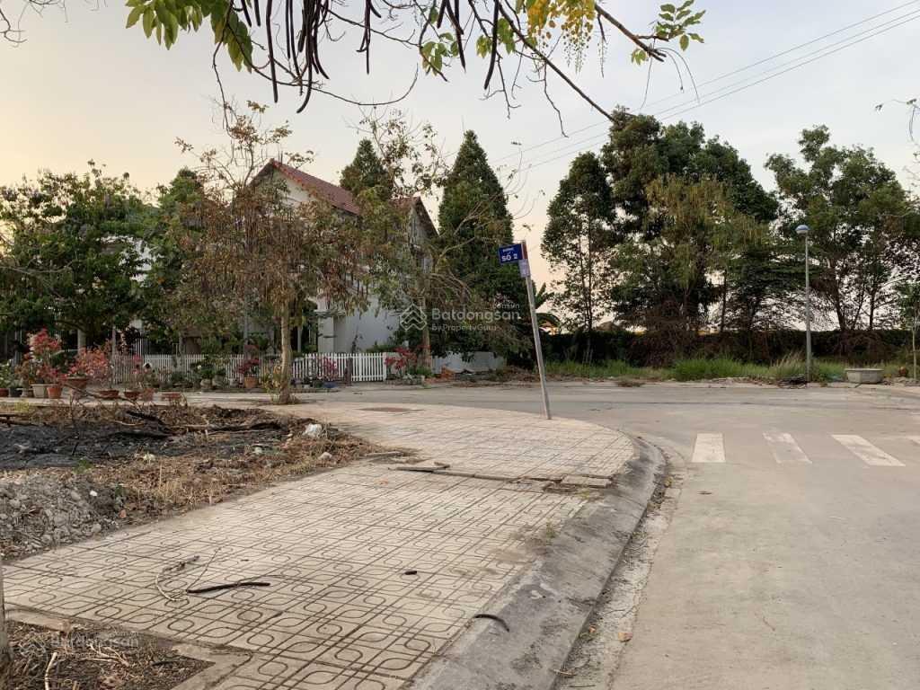 Bán đất diện tích nhỏ kdc bách khoa quận 9 cũ, nền bán vị trí đẹp, sổ đỏ,  0914 920 ***