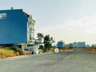 Bán đất nền thuộc dự án sở văn hoá tt, bưng ông thoàn, q9, ủy quyền, diện tích 100m2, giá 41 tr/m2