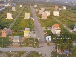 Bán lô đất kdc sở văn hóa thông tin quận 9, đường 20m, hướng đb, dt 5x17m, vị trí đẹp, lô o