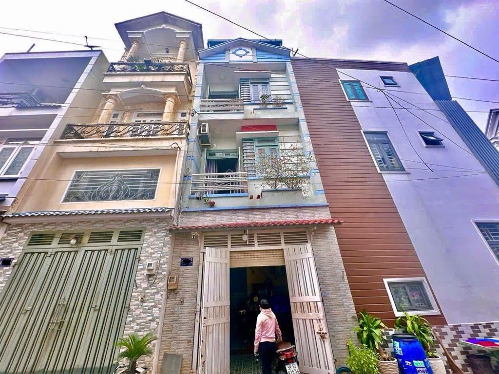 Cần bán nhà hẻm 7m khu đồng bộ hiệp thành 13, dt 4,2x13m. (51m2) trệt 2 lầu. hẻm thông bàn cờ