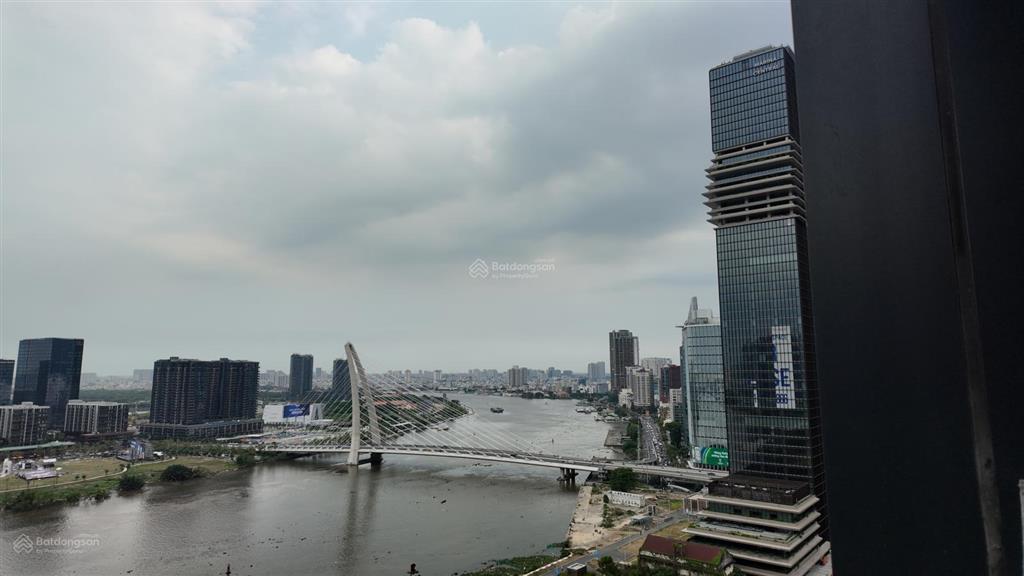 Giá 38.5 tỷ allin căn 2pn 88m2 view trực diện sông sg, cầu ba son, pháo hoa tận nhà