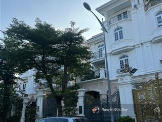 Bán biệt thự cityland riverside 10x25 dãy trực diện công viên chỉ có 8 căn, duy nhất 1 căn bán