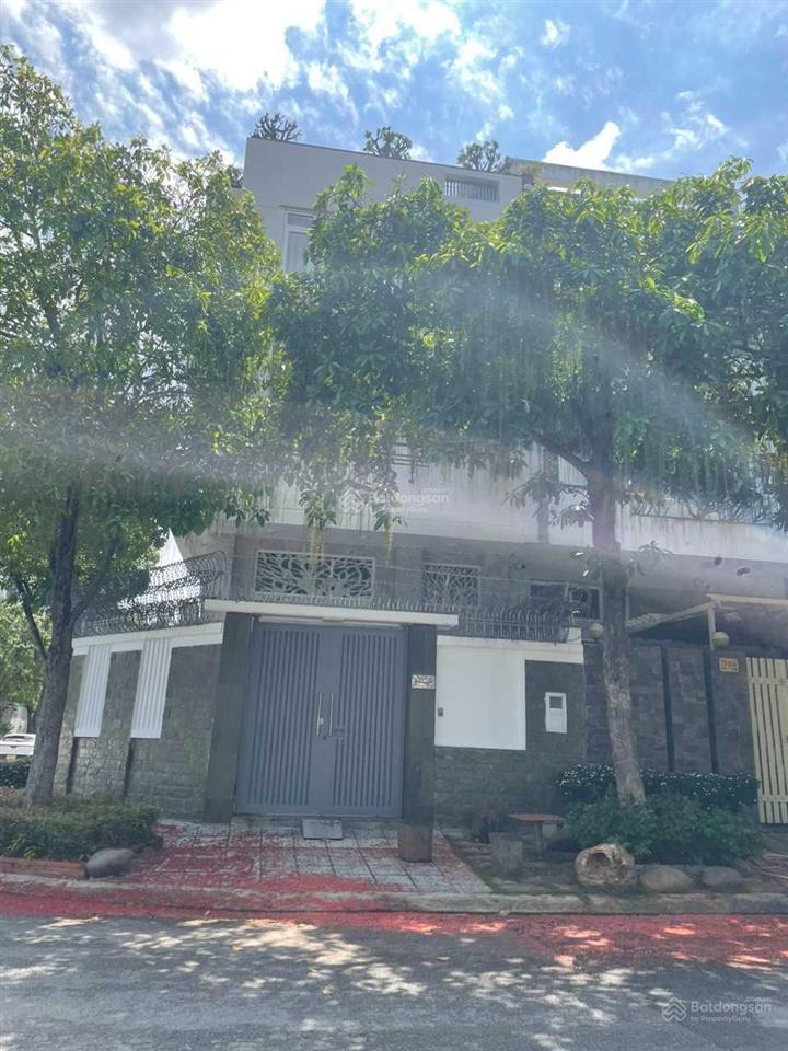 Nhà đẹp, góc 2 mặt tiền, view sông, dt 7x22m. trệt 2 lầu st, giá 17.5 tỷ