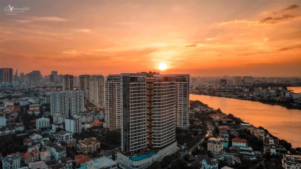 Căn hộ 2 phòng ngủ view sông, thaodien green, trục căn 04 dt 80m2. giá 17 tỷ.  0931 356 ***