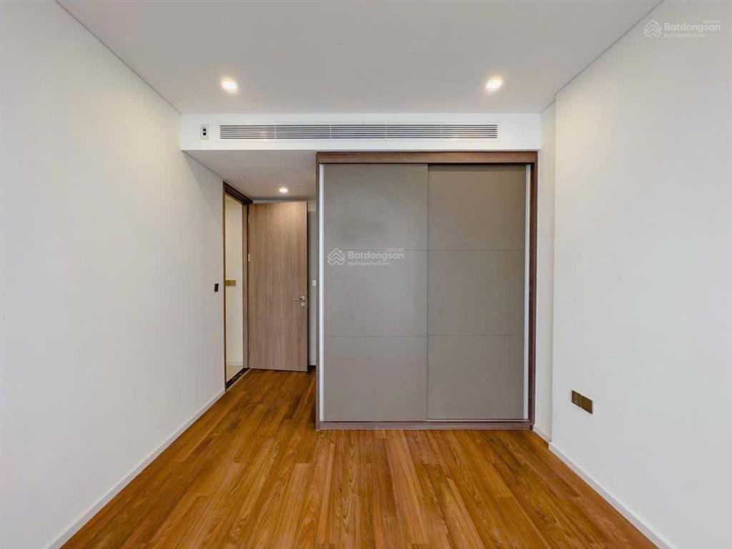 Căn hộ 2 phòng ngủ view sông, thaodien green, trục căn 04 dt 80m2. giá 17 tỷ.  0931 356 ***